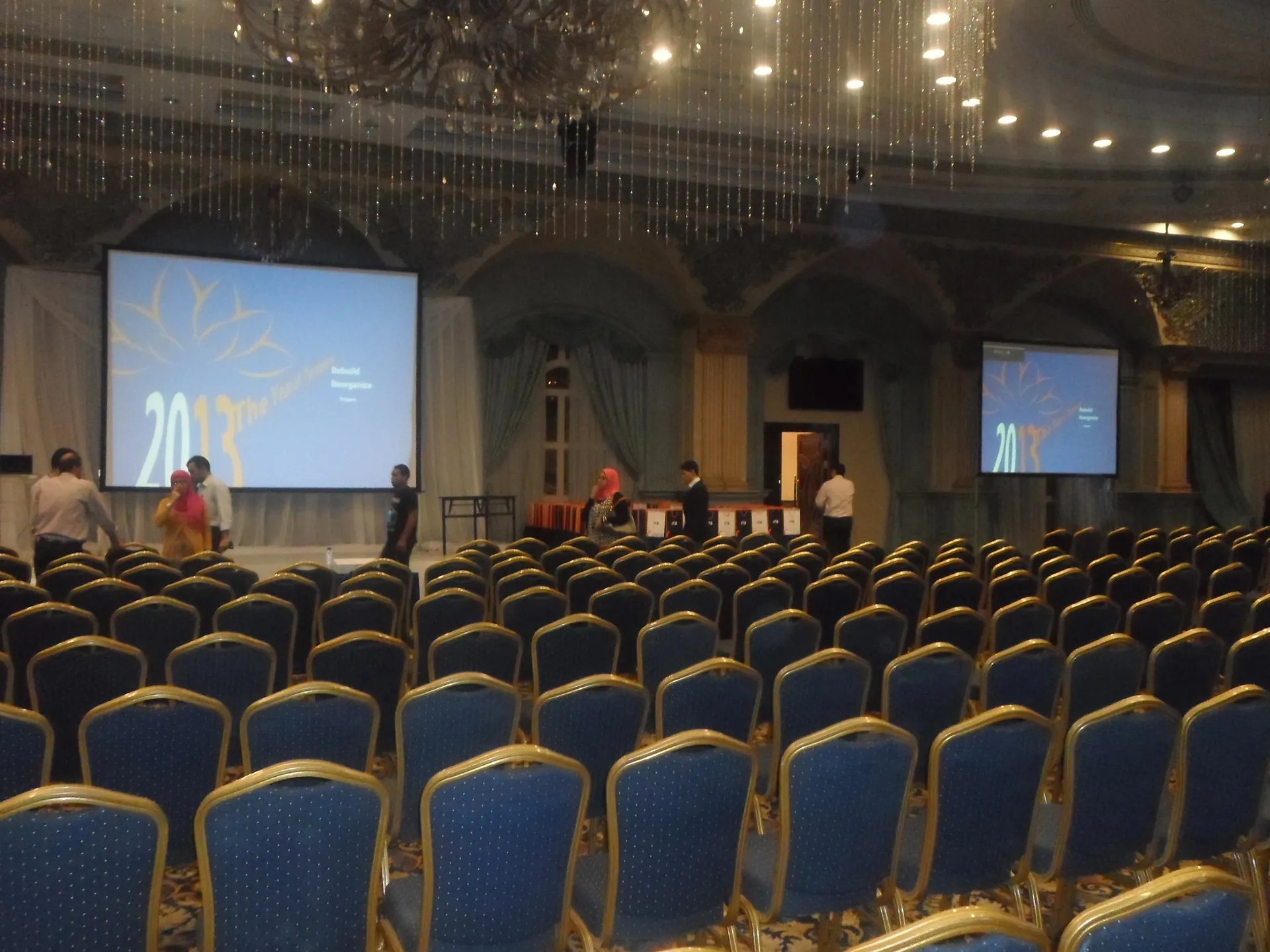 Projector setup and technical alignment