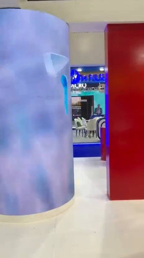 L’Oréal Dermatological Beauty Exhibition Booth Egypt – Curved flexible LED display, interactive touch screens, exhibition booth technology integration by Hyper Sonic Egypt