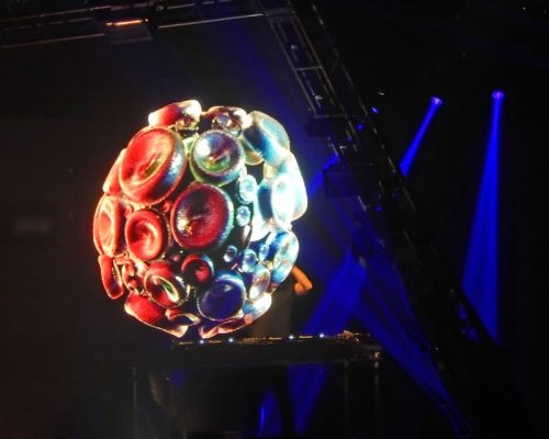 11201010506 78efa80220 c pua3m9bwsby625j7e76r9v0s68qimmrrkjulz8o59c Large Holo Display